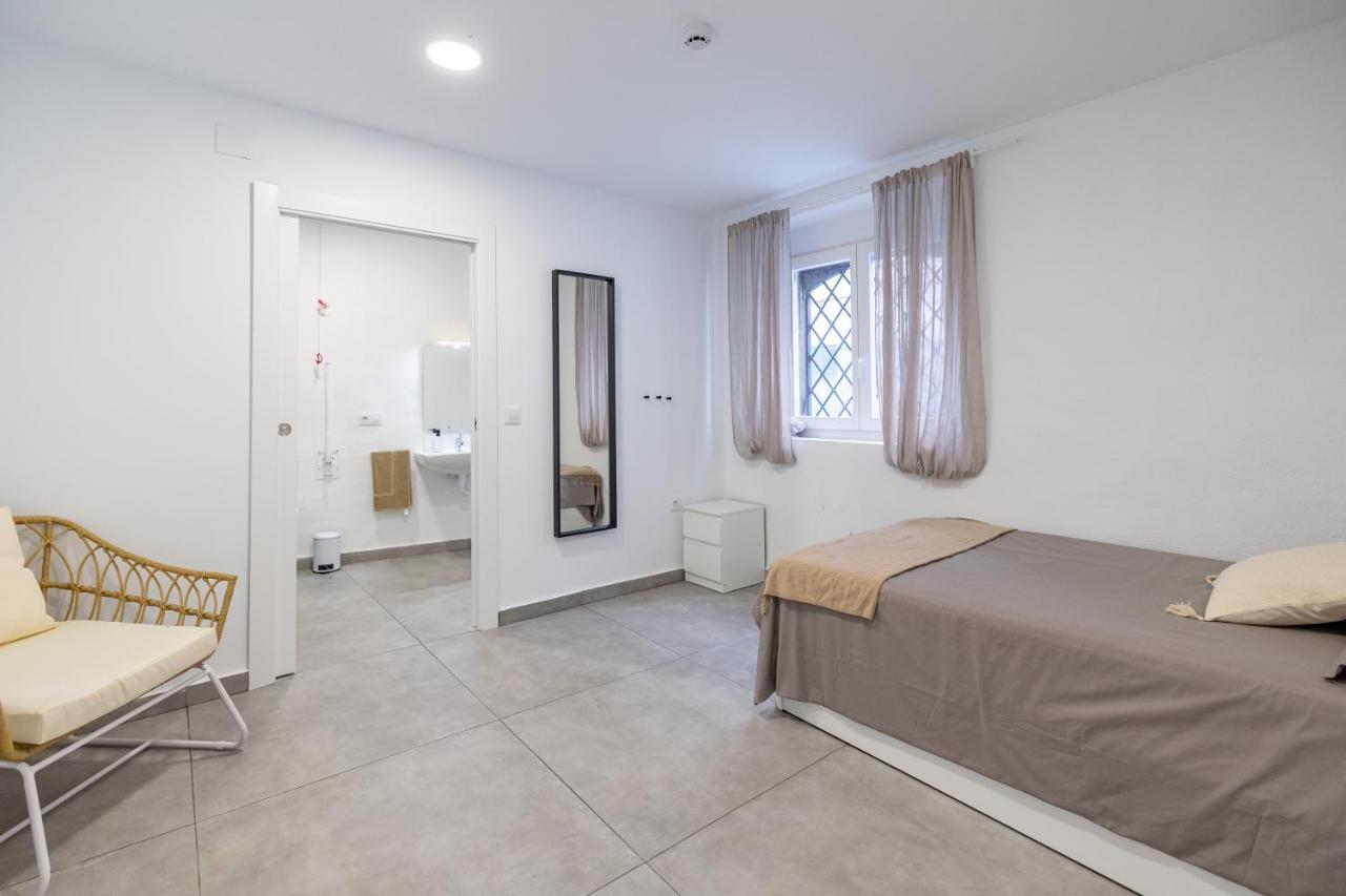 Residencia Universitaria Trinitarios Valencia Exterior photo