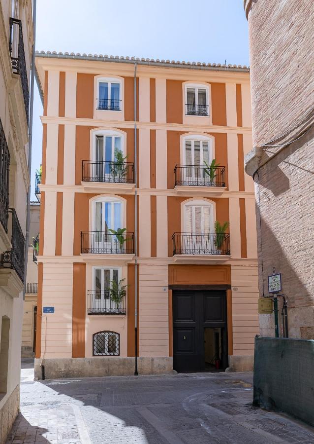 Residencia Universitaria Trinitarios Valencia Exterior photo